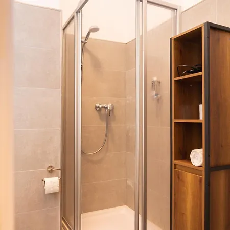 Unea In - Vollausgestattete 3* Leipzig