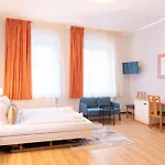 Unea In - Vollausgestattete 3*