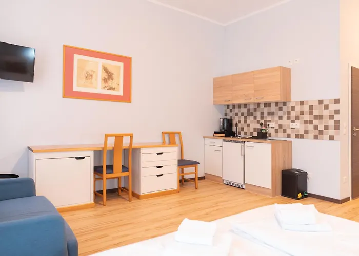 Unea In - Vollausgestattete