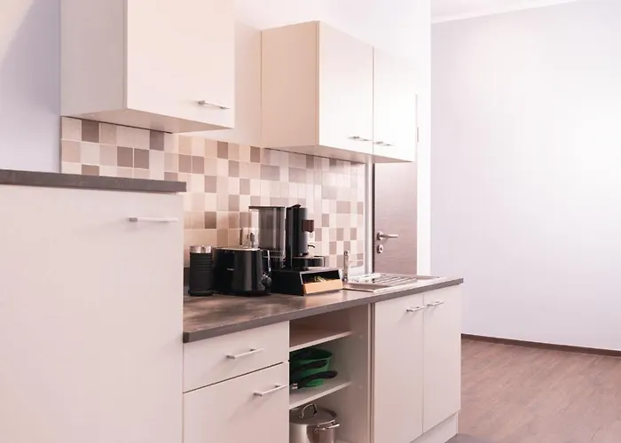 Unea In - Vollausgestattete